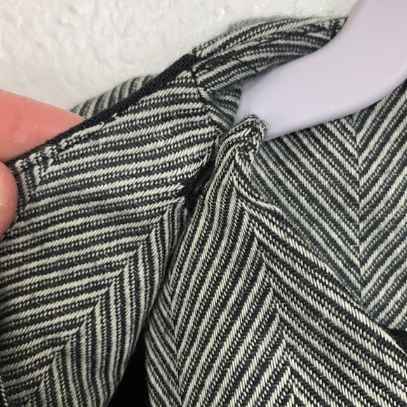 Vintage 1980s Black White Asymmetrical Single Button Blazer Jacket Size 7 - Picture 8 of 8